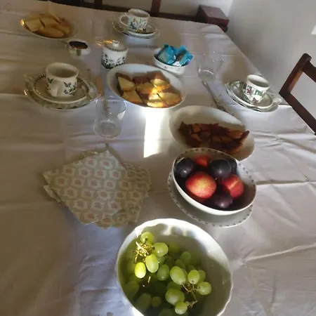 La Rocca Πανσιόν 3*