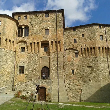 La Rocca بيت ضيافة SantʼAgata Feltria